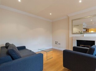 Mews house to rent in William Mews, London SW1X
