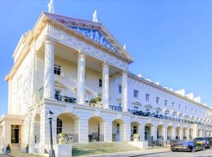 Property for sale in Hanover Terrace, Regents Park NW1