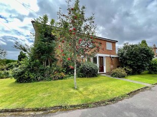 Property for sale in Meadow Drive, Hampton-In-Arden, Solihull B92