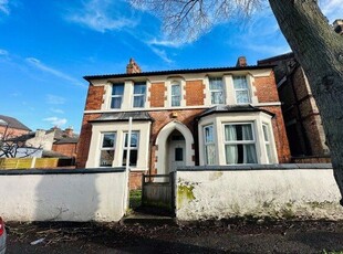 Property to rent in Charnwood Grove, Nottingham NG2