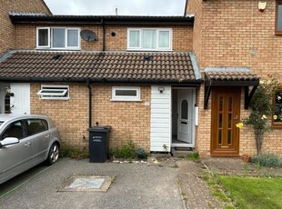 Property to rent in Farndale Avenue, Walton, Chesterfield S42