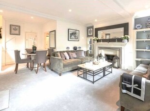 Property to rent in Frognal, Hampstead NW3