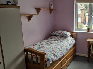 Room in a Shared House, Balmoral Road, SP1
