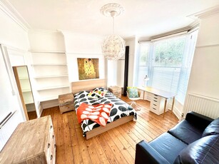 Room in a Shared House, Yarborough Rd, LN1