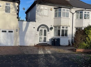 Semi-detached house to rent in Dalbury Road, Birmingham B28