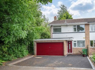Semi-detached house to rent in Fulton Close, Bromsgrove, Worcestershire B60