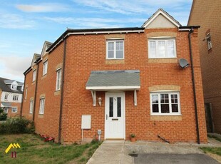 Semi-detached house to rent in Hainsworth Park, Hull HU6