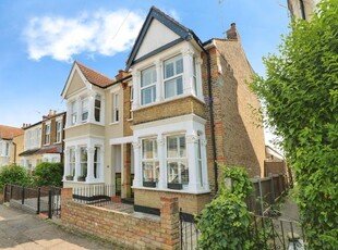 Semi-detached house to rent in Lymington Avenue, Leigh-On-Sea SS9