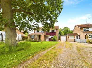 Semi-detached house to rent in Normoor Road, Burghfield Common, Berkshire RG7