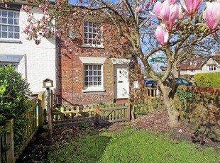 Semi-detached house to rent in The Croft, Hungerford RG17