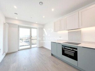 Studio apartment for rent in Galleria Court, 12 Western Gateway, London, E16