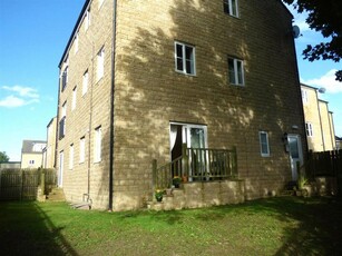 Studio flat for rent in Brackenhill Mews, Bradford, West Yorkshire, BD7