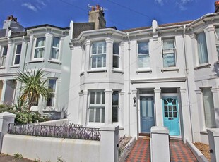 Terraced house for sale in Chester Terrace, Brighton BN1