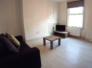 Terraced house to rent in Autumn Street, Hyde Park, Leeds LS6