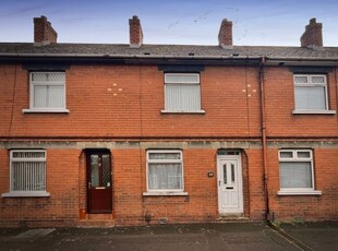 Terraced house to rent in Ballynahinch Road, Lisburn BT27