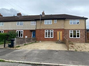 Terraced house to rent in Broadwaters Avenue, Thame OX9