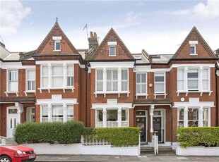 Terraced house to rent in Fernside Road, Balham, London SW12