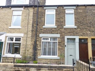 Terraced house to rent in Kershaw Street, Glossop, Derbyshire SK13
