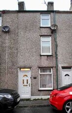 Terraced house to rent in New Street, Caernarfon LL55
