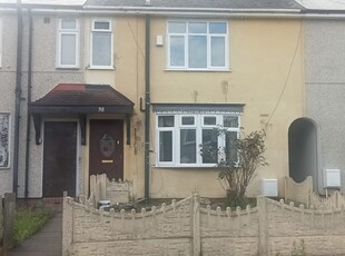 Terraced house to rent in Springfield Road, Brierley Hill DY5