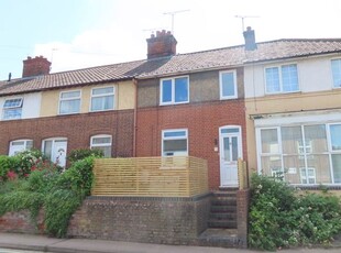 Terraced house to rent in Stowupland Road, Stowmarket IP14