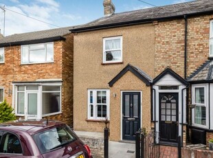 Terraced house to rent in Thornton Road, Potters Bar EN6