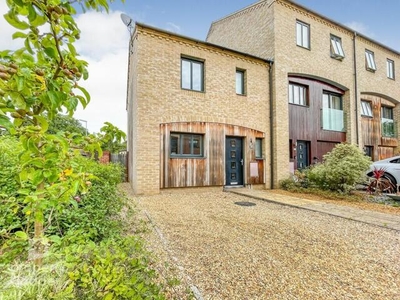 3 Bedroom End Of Terrace House For Sale In Norwich