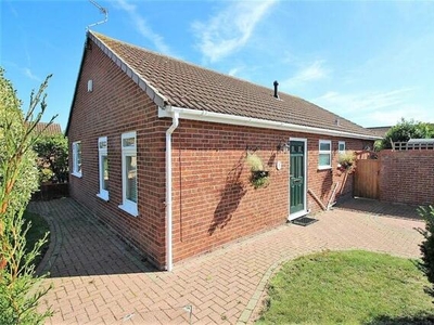 2 Bedroom Semi-detached Bungalow For Sale In Clacton On Sea