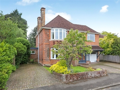 Bereweeke Close, Winchester, Hampshire, SO22 5 bedroom house in Winchester