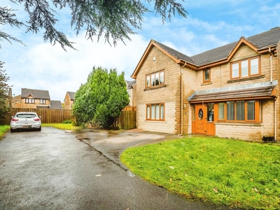 4 bedroom detached house for sale in The Pickerings, Queensbury, Bradford, BD13