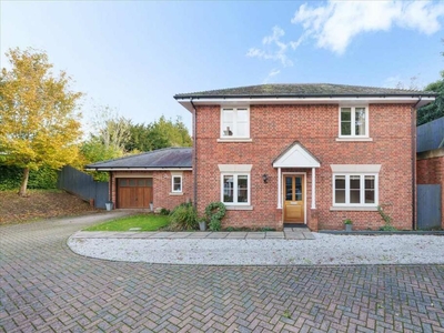 4 bedroom detached house for sale in The Willows, Oakley, RG23