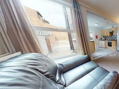 4 bedroom detached house to rent Lincoln, LN1 1PQ
