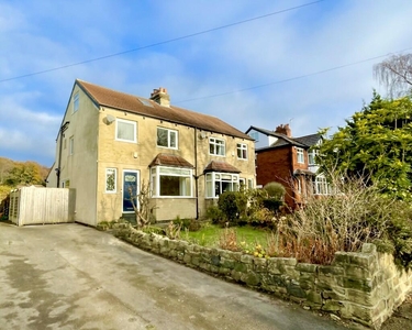 4 bedroom semi-detached house for sale in Outwood Lane, Leeds, West Yorkshire, LS18