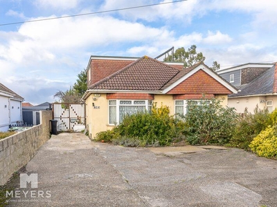 5 bedroom detached bungalow for sale in Ringwood Road, Bournemouth - BH11