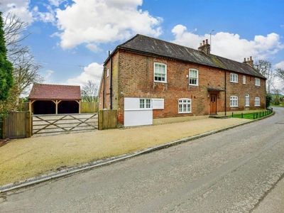 5 bedroom detached house for sale in Hardres Court Road, Lower Hardres, Canterbury, Kent, CT4
