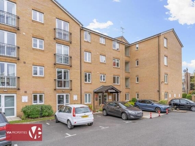 1 Bedroom Apartment For Sale In Hoddesdon