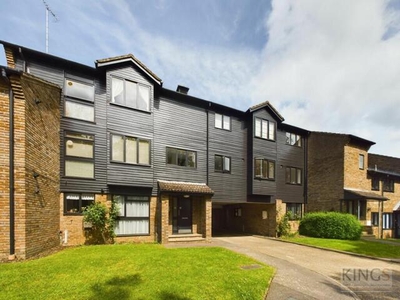 1 Bedroom Apartment For Sale In Old Hertford Road