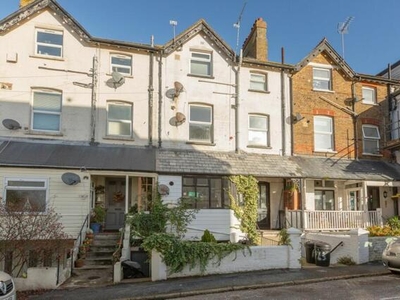 1 Bedroom Flat For Sale In Westgate-on-sea