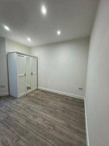 1 Bedroom Flat Share For Rent In Green Lanes, London