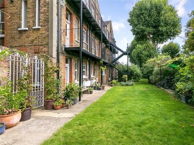2 Bedroom Apartment For Sale In East Sheen