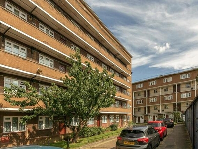 2 Bedroom Apartment For Sale In East Street, London