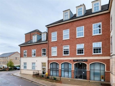 2 Bedroom Apartment For Sale In Shirley, Solihull