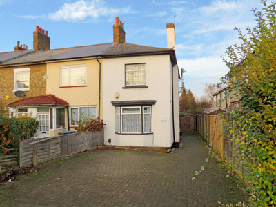 2 Bedroom End Of Terrace House For Sale In Wembley