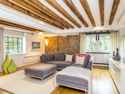 2 Bedroom Flat For Rent In 94 Wapping High Street, London