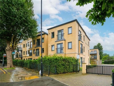 2 Bedroom Flat For Sale In 70 Cecil Road, Enfield