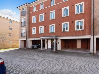 2 Bedroom Flat For Sale In Cardiff
