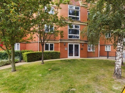3 Bedroom Apartment For Sale In Burton-on-trent, Staffordshire