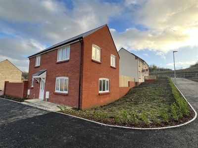 3 Bedroom Detached House For Sale In 67 Orchard Way