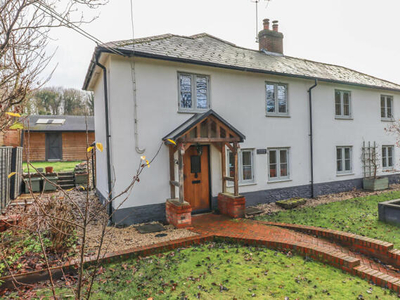 3 Bedroom Detached House For Sale In Andover