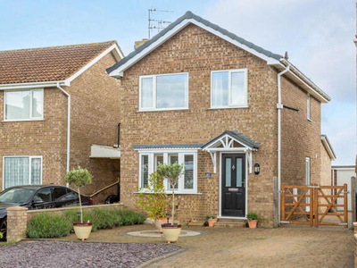 3 Bedroom Detached House For Sale In Hemingbrough, Selby